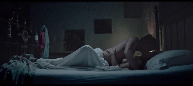 Откровенные сцены