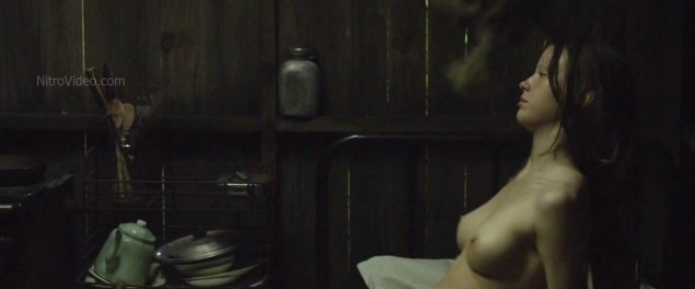 Миа гот голая