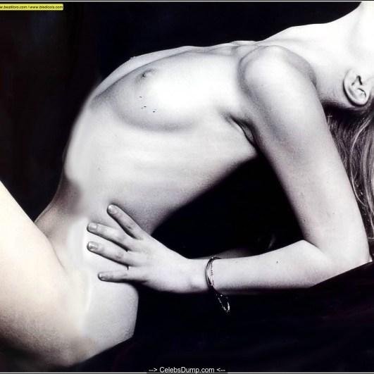 Актриса голая