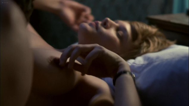 Откровенные сцены