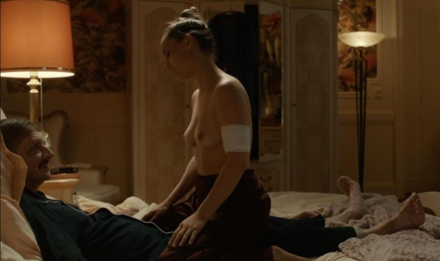 Голая ксения мишина