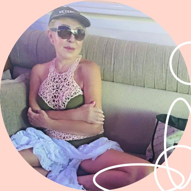 Любовь успенская в купальнике