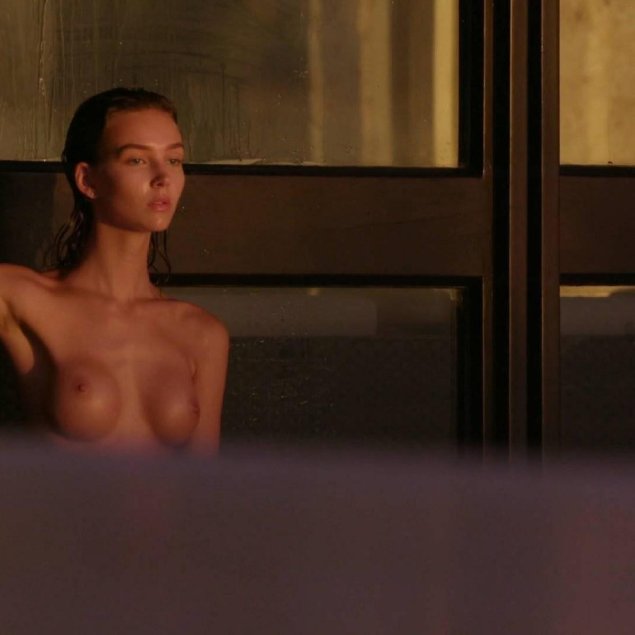 Обнаженные знаменитости