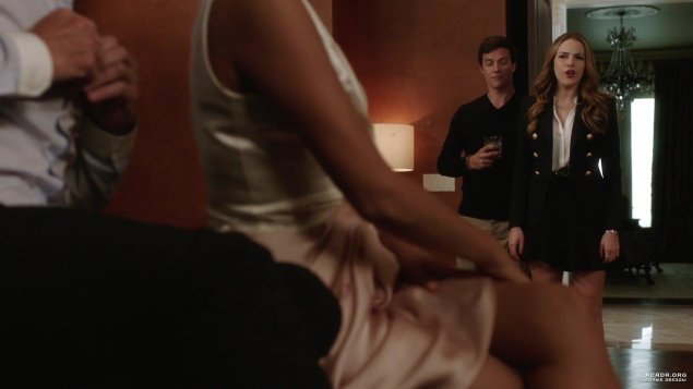 Фэллон кэррингтон