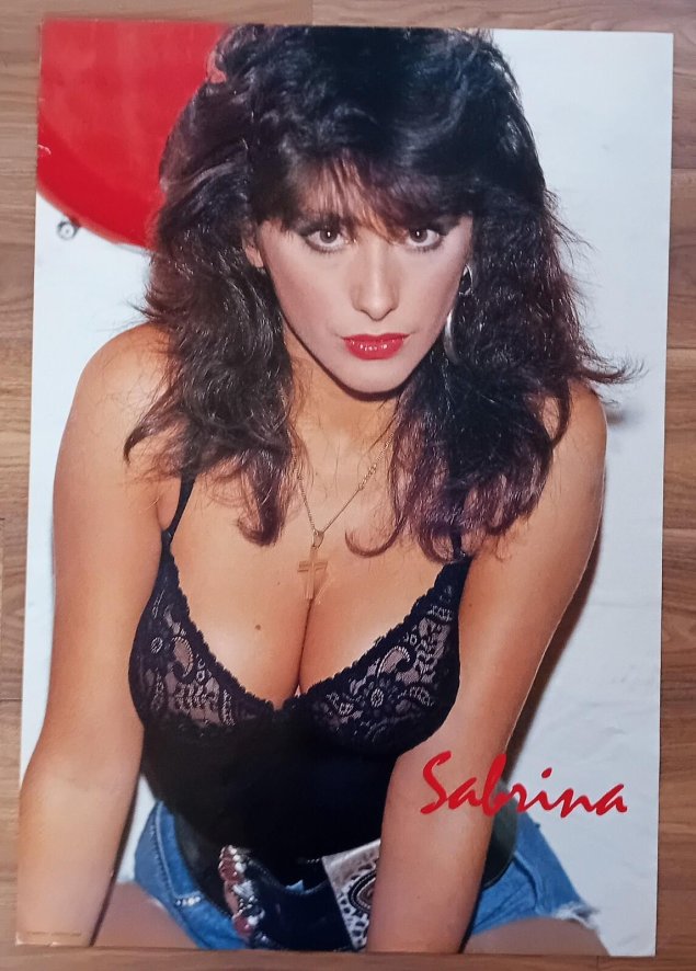 Певица сабрина