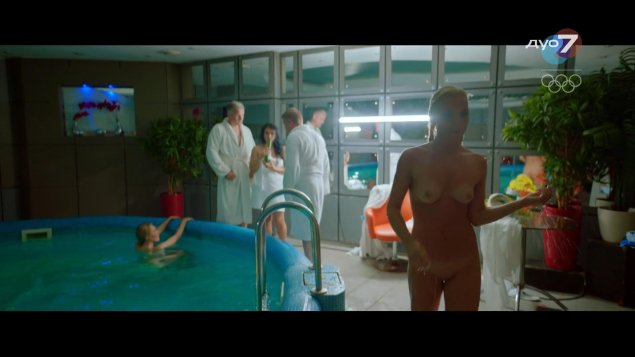 Только голые знаменитости