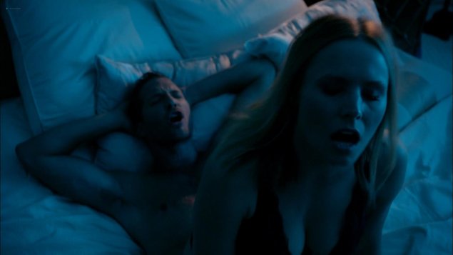 Марта асас с голыми сиськами