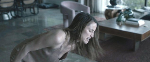 Обнаженная актриса