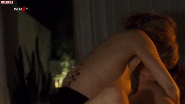 Ребекка фергюсон белая королева nude