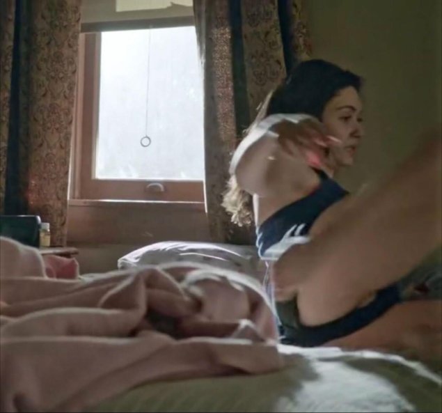 Эмми россум в бесстыжих белье