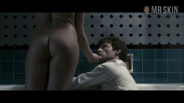 Обнаженная актриса