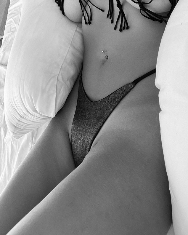 Бикини стринг