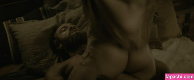 Откровенные сцены