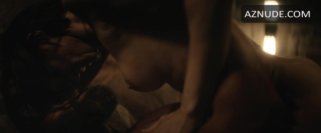 Откровенные сцены