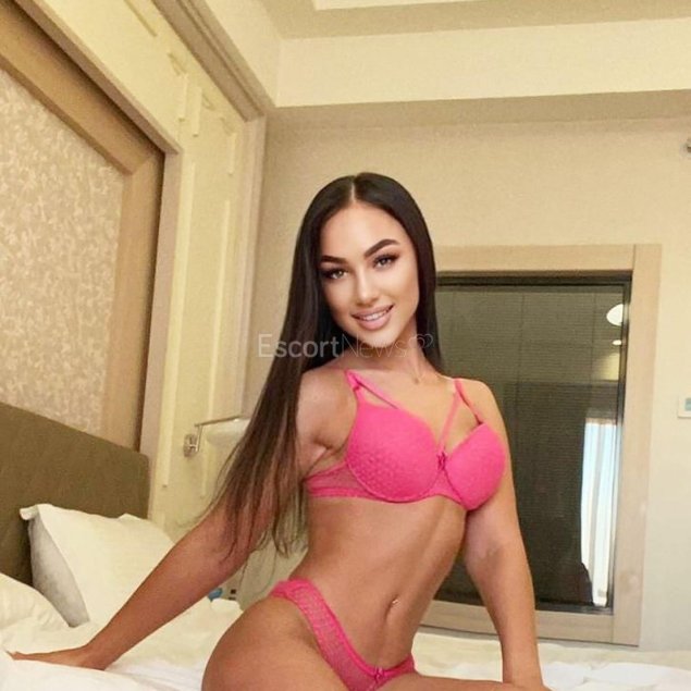 Эскорт девушка