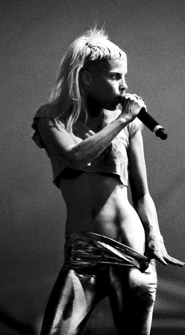 Die antwoord солистка