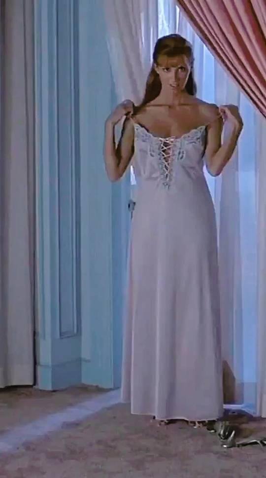 Моник габриэль