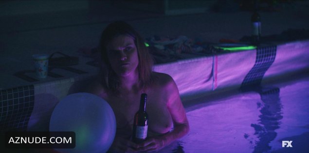 Обнаженная актриса