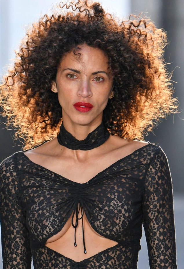 Кудрявые волосы