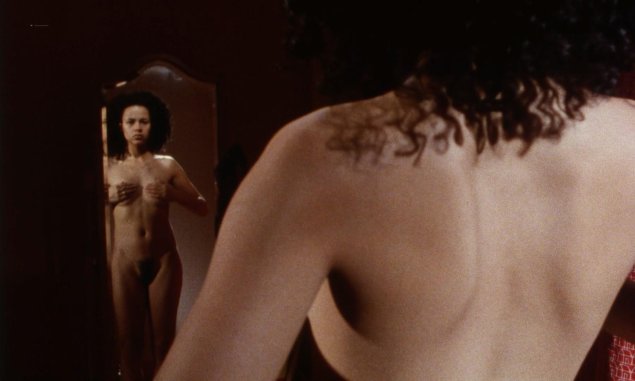 Миссандея с острова наат