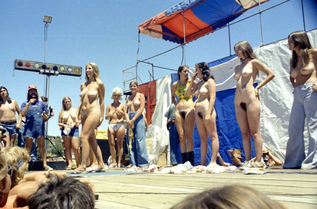 Конкурс красоты голых женщин