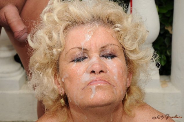 Порноактрисы бабушка Эффи