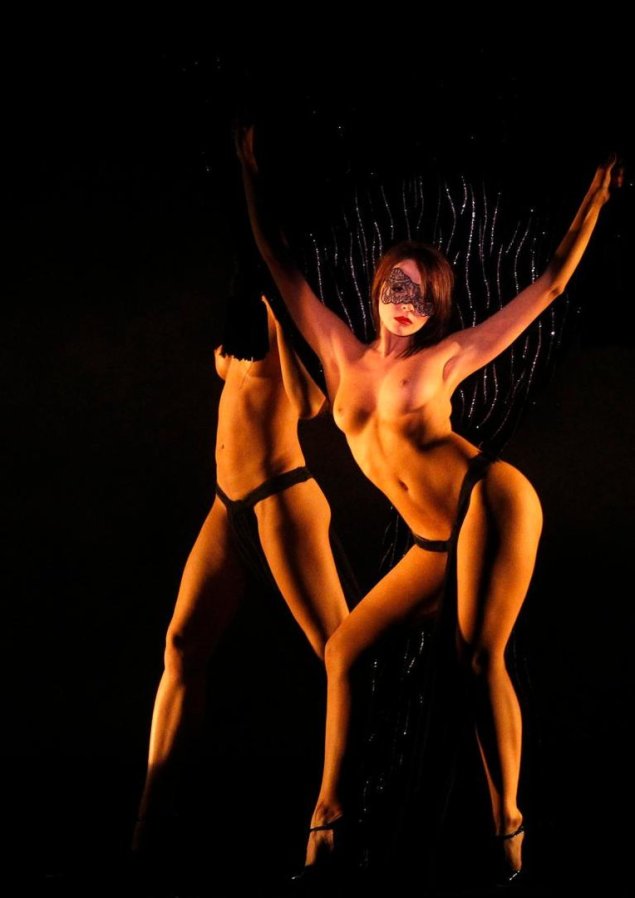 Эротические танцы видео