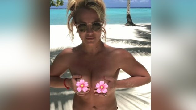 Бритни Спирс обнаженка