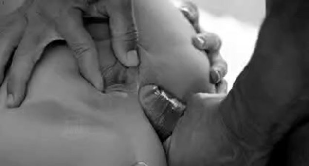 Порно палец