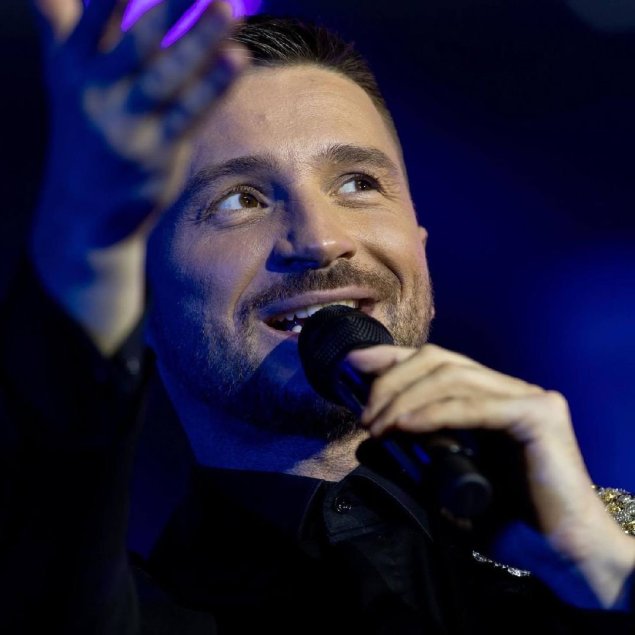 Певец сергей лазарев