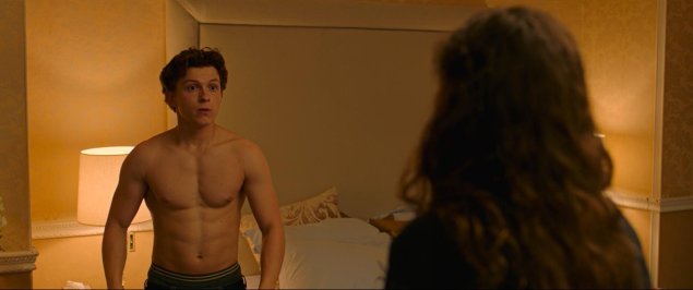 Том холланд торс