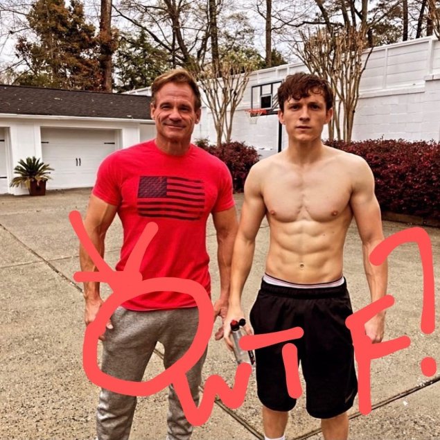 Том холланд торс