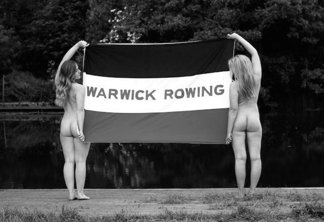 Студенты разделись для календаря