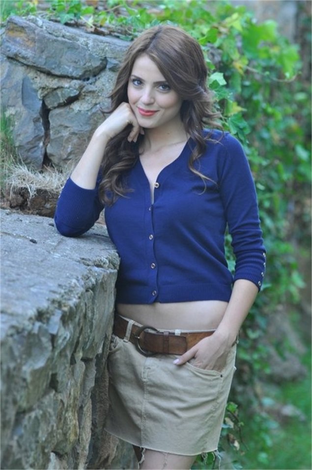 Эзги эюбоглу