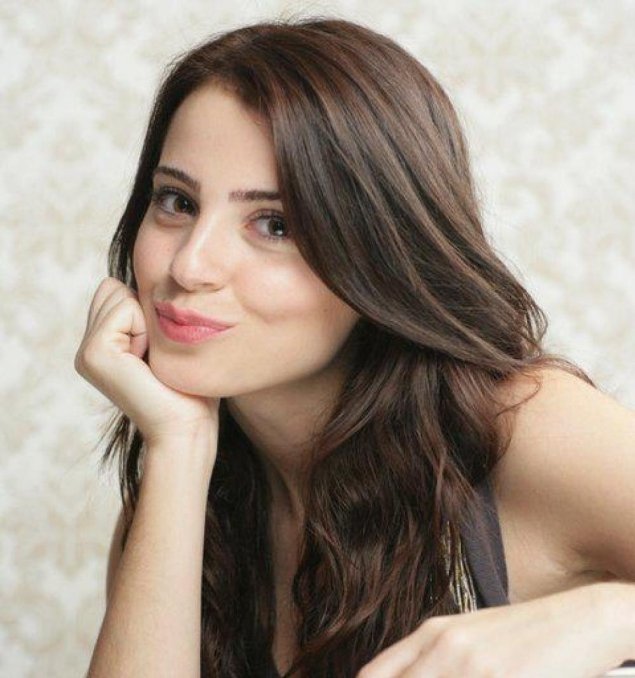 Эзги эюбоглу