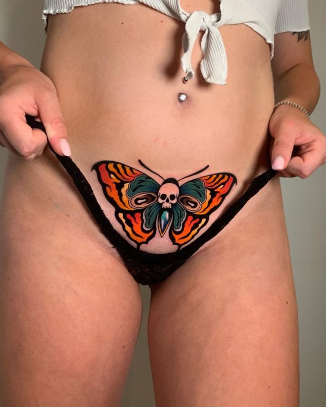 Татуировка бабочка