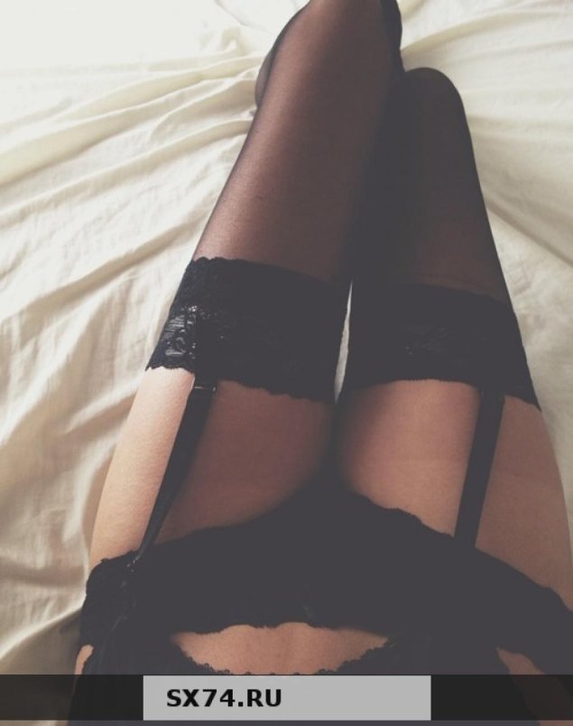 Ножки в чулочках без лица