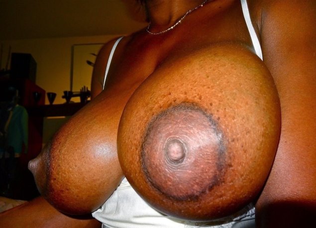 Большие сиськи негритянка