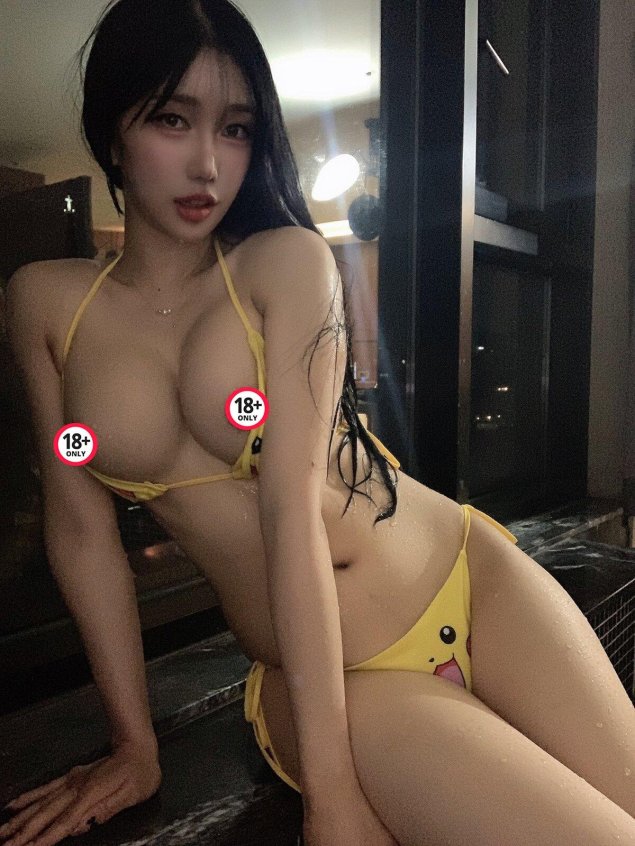 Девушка кореянка