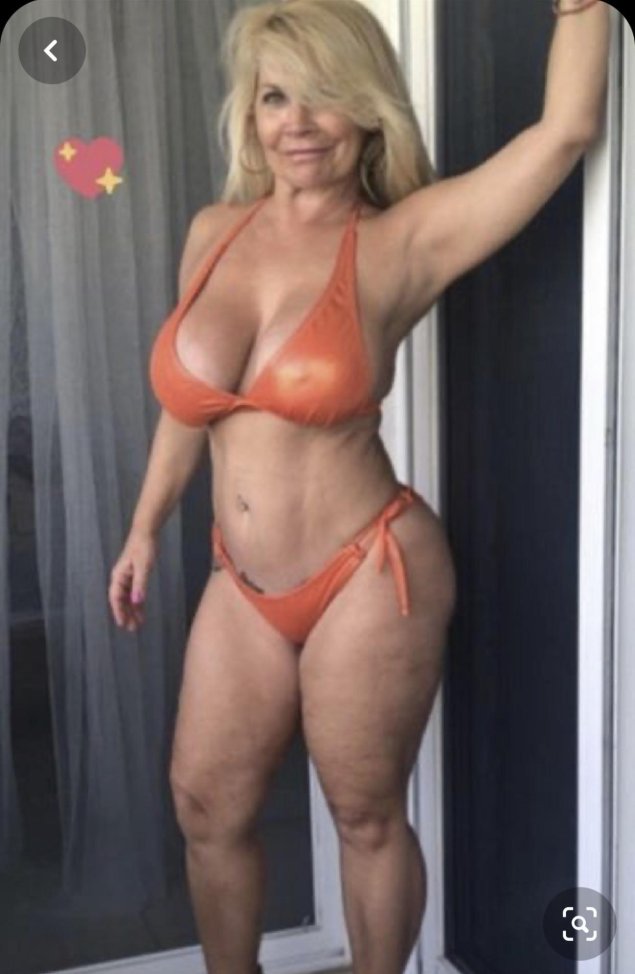 Милфа в теле