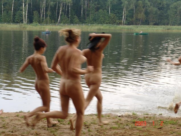 Купание голышом