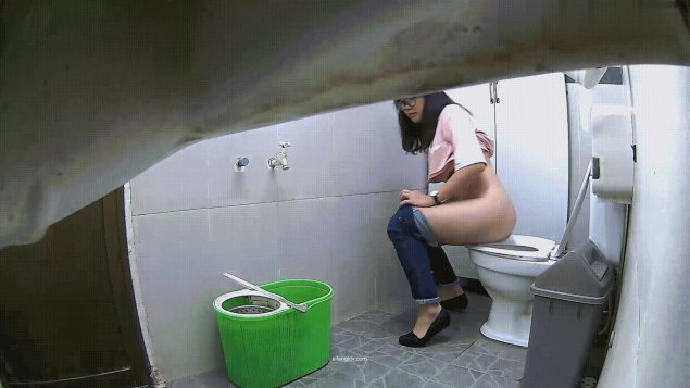 Женские туалеты