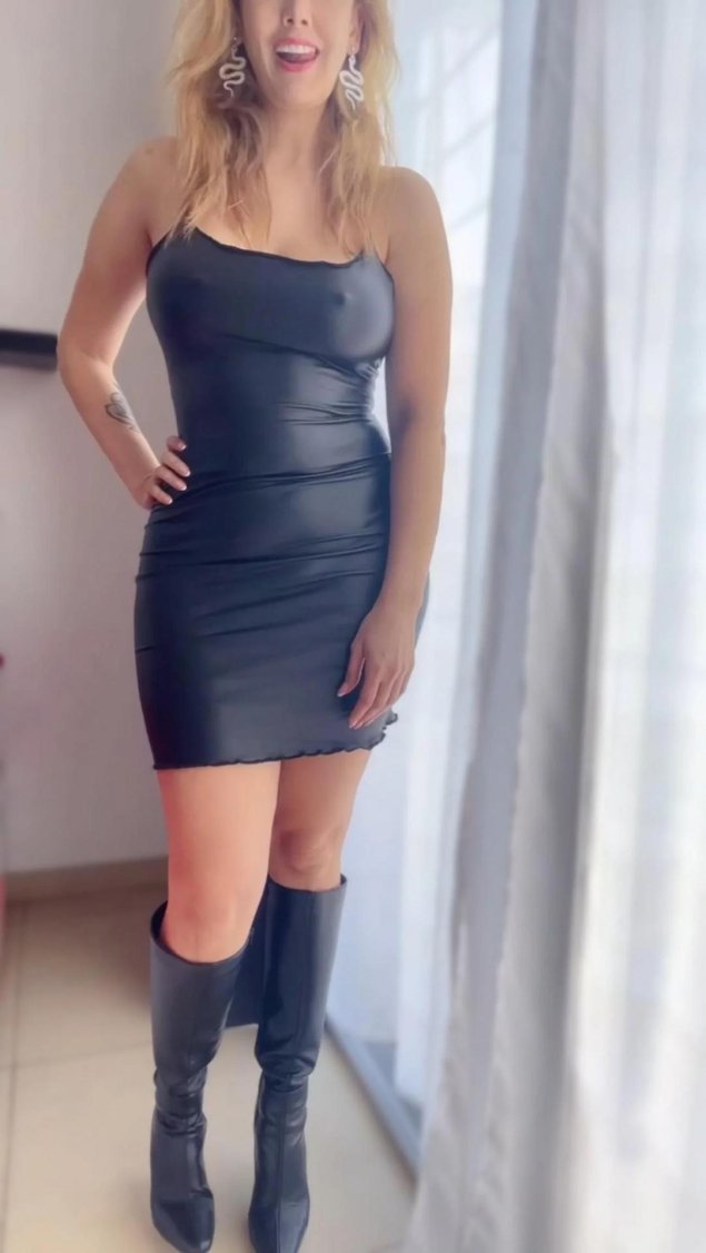 Обтягивающее платье секс