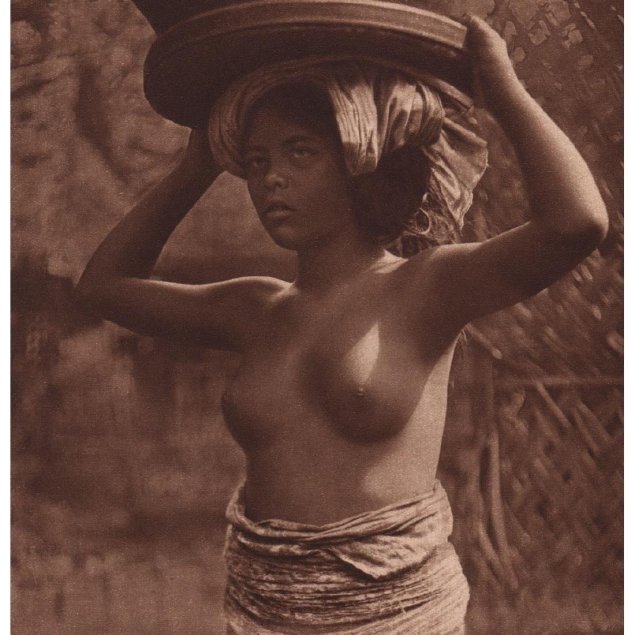 Балийские женщины голые