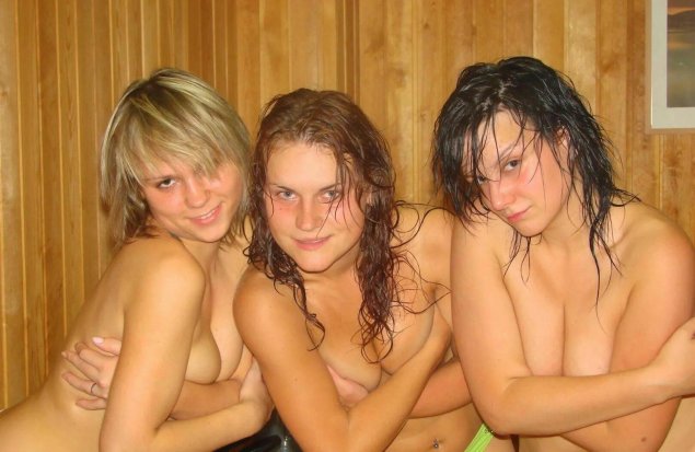 Подруги в сауне любительское