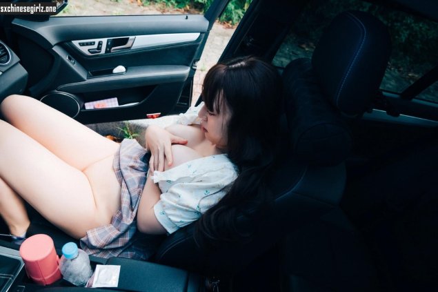 Девушка сексуальная