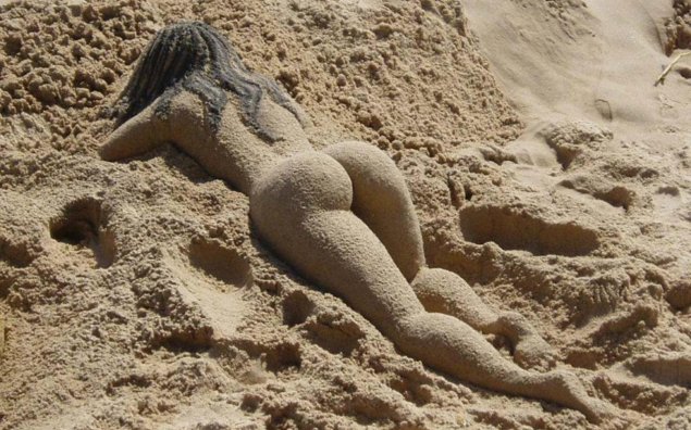 Фигура из песка