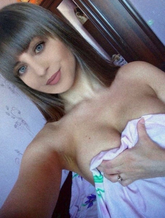Юные девушки из соцсетей ню